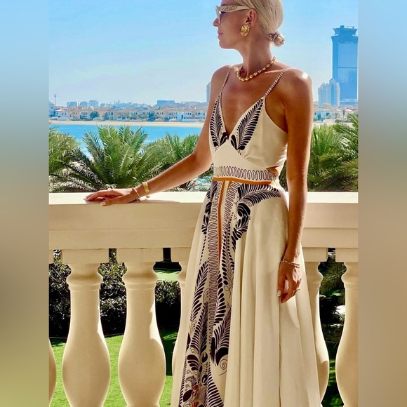 ♥️Hello Gorgeous! Printed V-Neck Cami Cutout Maxi Dress - Apricot - Picture 2 of 9